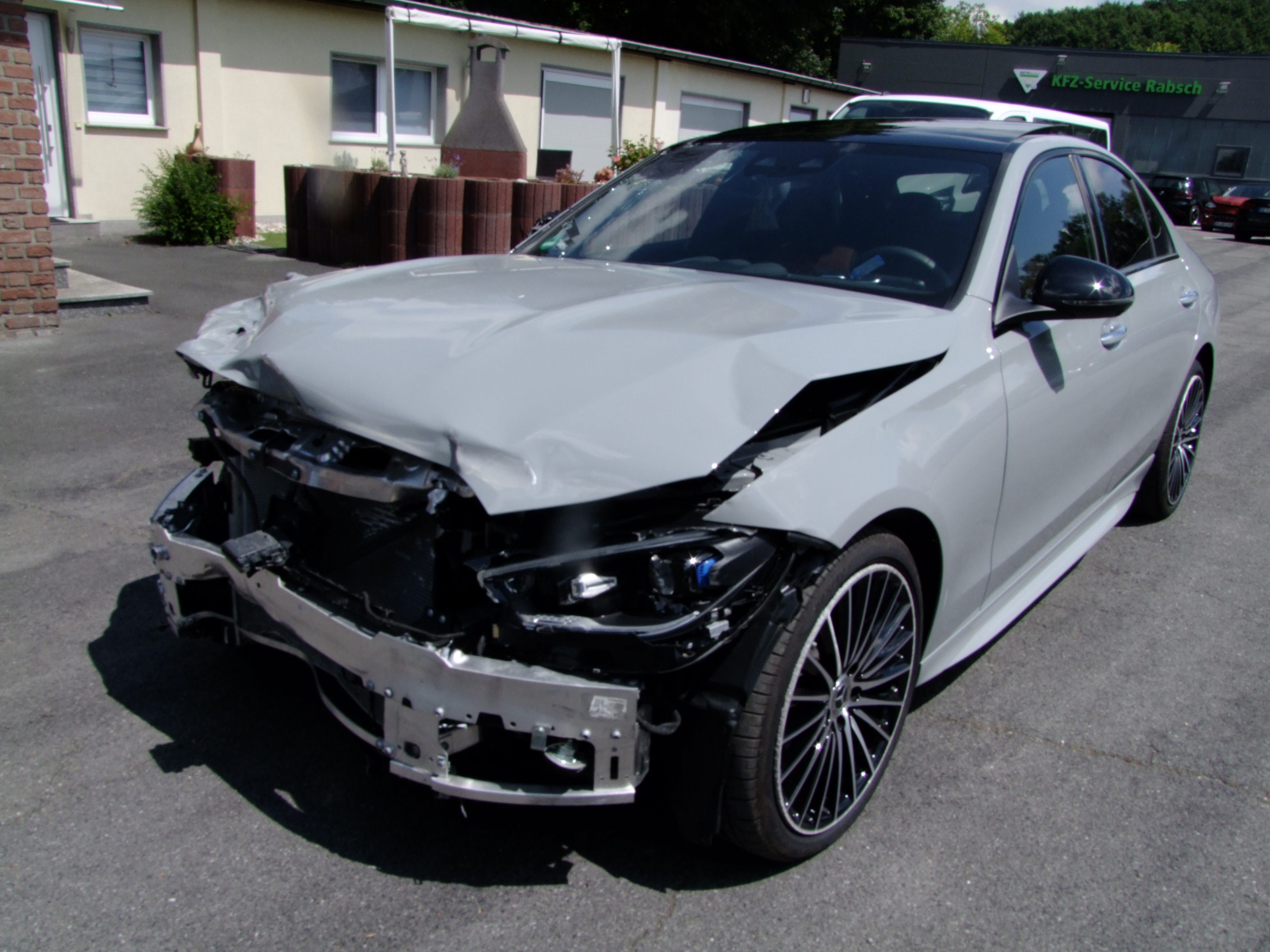 Mercedes-Benz C 300 C Limousine C 300 d 4Matic AMG Voll Vorschau 2