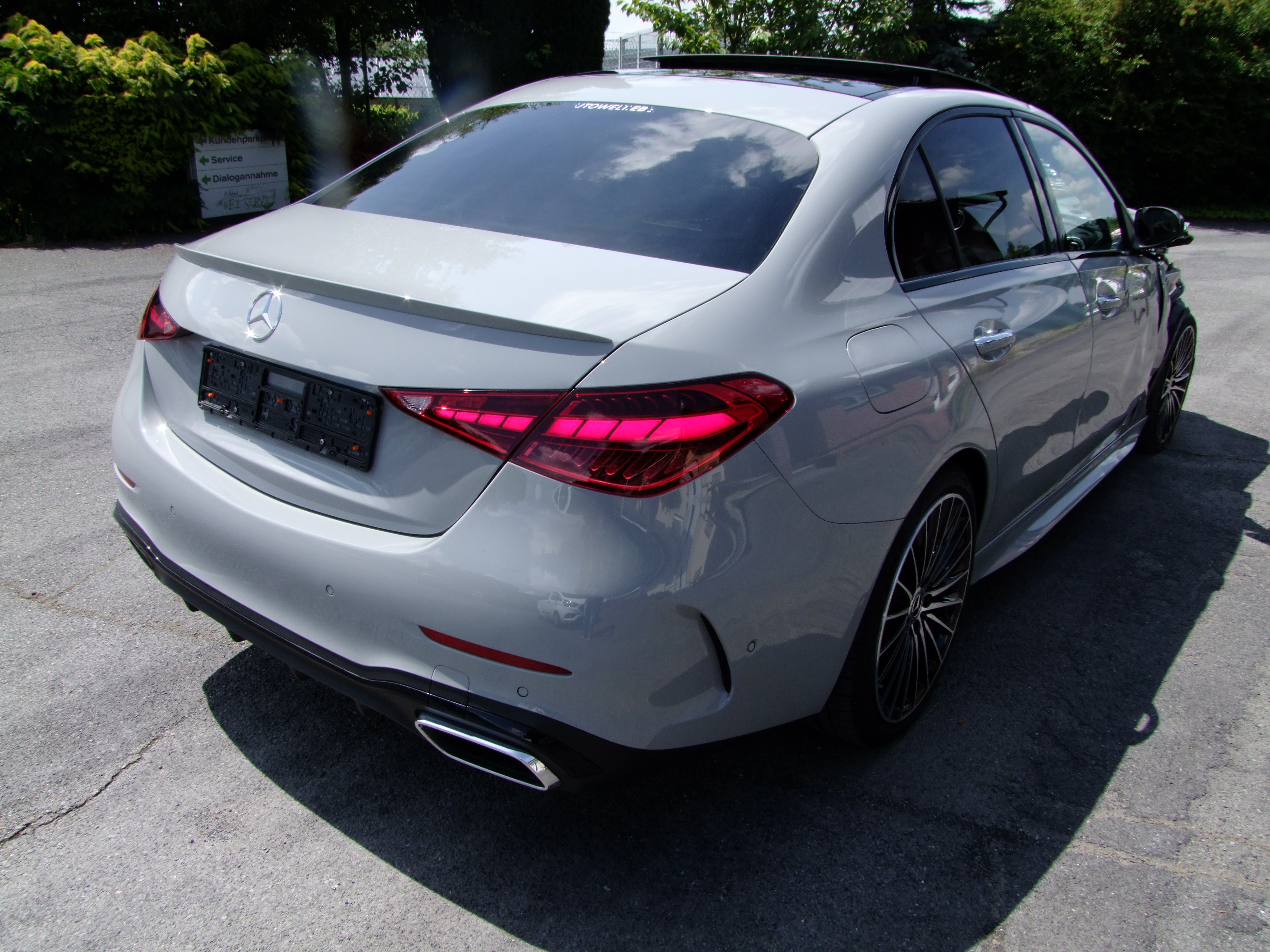 Mercedes-Benz C 300 C Limousine C 300 d 4Matic AMG Voll Vorschau 8