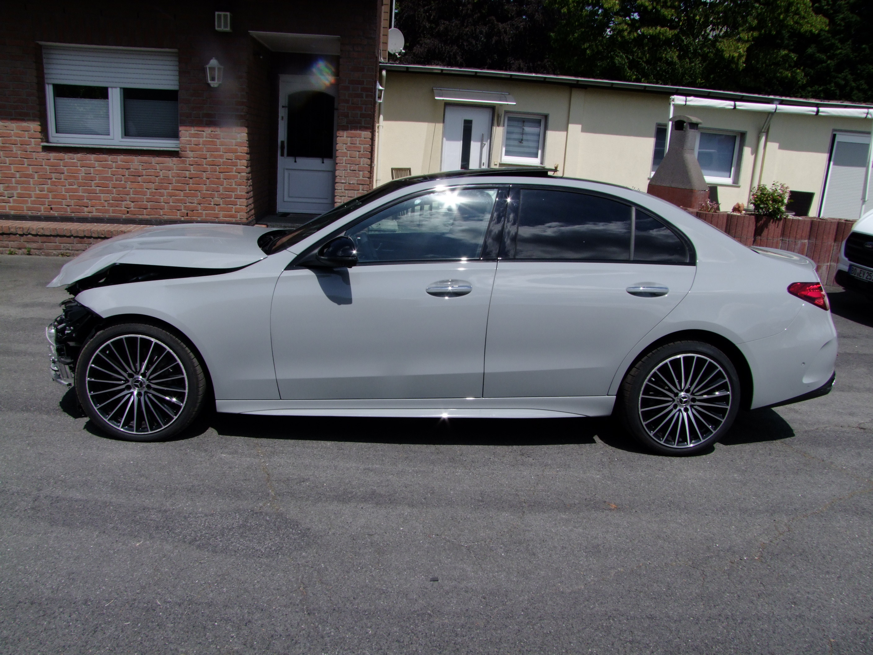 Mercedes-Benz C 300 C Limousine C 300 d 4Matic AMG Voll Vorschau 5